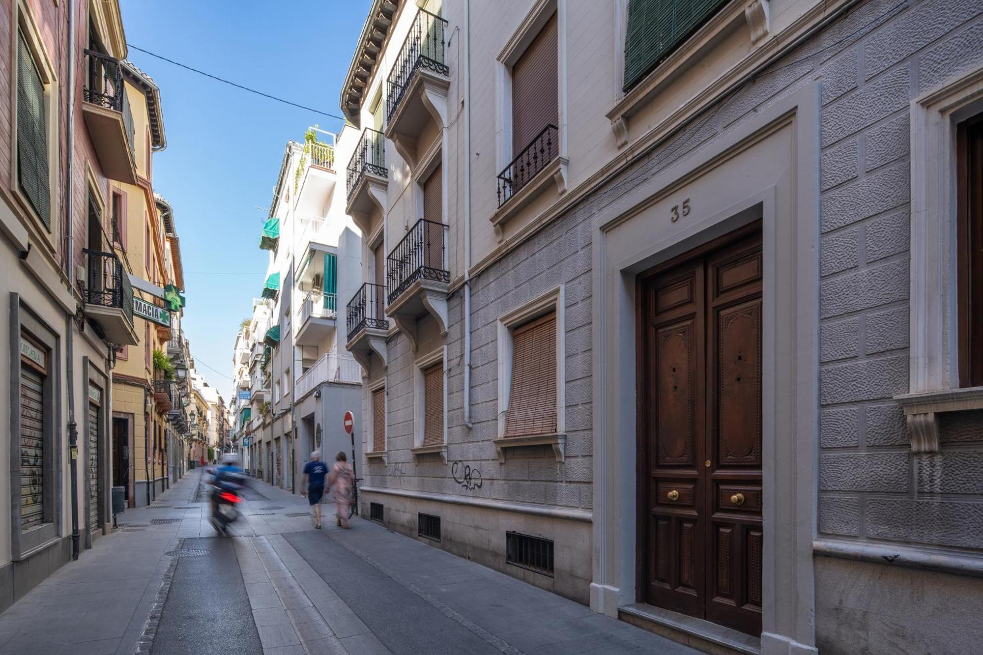 Appartamento Parking Free, Granada Vintage Haven Esterno foto
